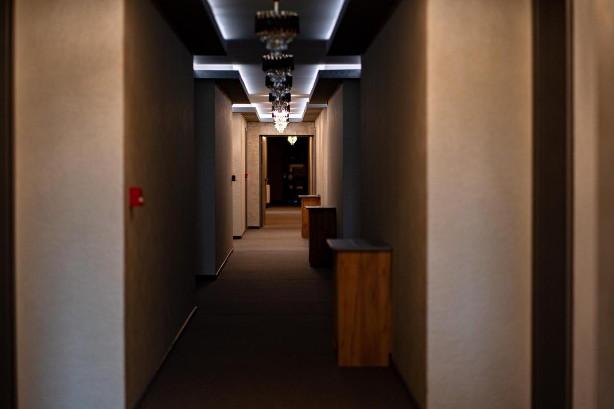 Hanul Domnesc Imperial Hotel & Spa Calan Exterior photo